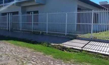Casa / Sobrado para Venda em Tramandaí, Centro, 5 dormitórios, 2 suítes, 4 banheiros, 2 vagas
