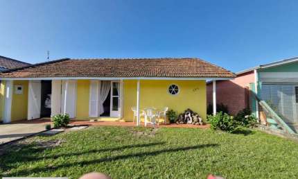 Casa para Venda em Imbé, MARILUZ, 2 dormitórios, 1 suíte, 2 banheiros, 1 vaga