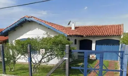 Casa para Venda em Tramandaí, Zona Nova, 3 dormitórios, 1 suíte, 3 banheiros, 1 vaga
