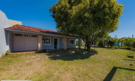 Casa para Venda em Tramandaí, Presidente, 4 dormitórios, 2 banheiros, 3 vagas