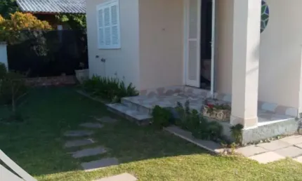 Casa para Venda em Tramandaí, Centro, 3 dormitórios, 1 banheiro, 1 vaga