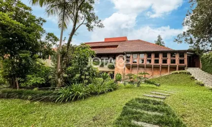 Casa com 3 quartos à venda na Rua Professor Dario Garcia, 612, Vista Alegre, Curitiba