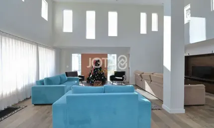 Casa com 3 quartos para alugar na Rua Rosa Ceronato Durigan, 54, Cascatinha, Curitiba