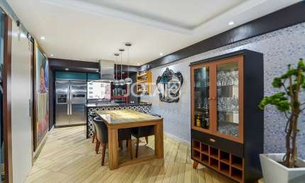 Apartamento com 3 quartos para alugar na Rua Desembargador Motta, 1600, Batel, Curitiba