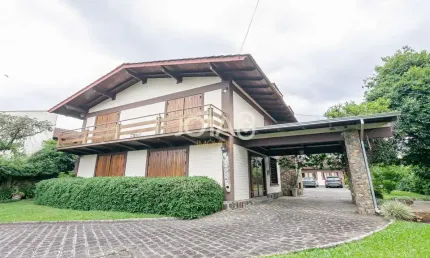 Casa com 5 quartos à venda na Rua Solimões, 819, Mercês, Curitiba
