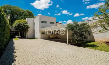 Casa para alugar na Rua Saint Hilaire, 802, Água Verde, Curitiba