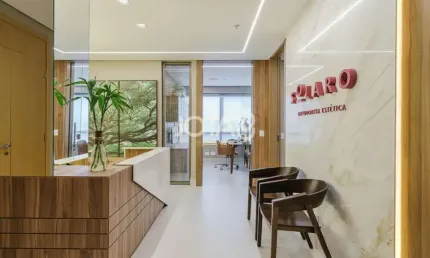 Ponto comercial com 4 salas para alugar na Avenida Visconde de Guarapuava, 4628, Batel, Curitiba