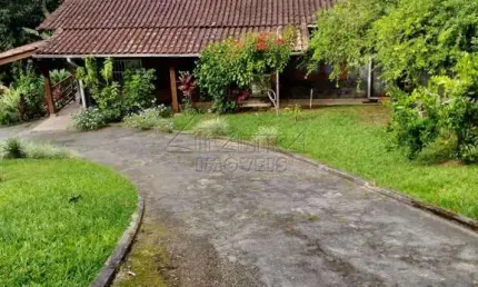 Casa com 5 dorms, Praia da Enseada, Ubatuba - R$ 1 mi, Cod: 3949
