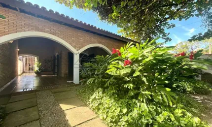 Casa com 4 quartos, Praia da Enseada, Ubatuba - R$ 1.1 mi, Cod: 4432