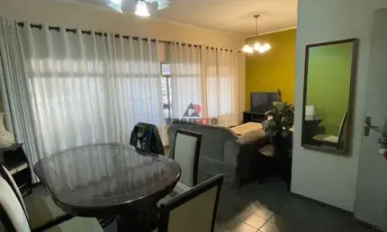 Casa comercial de esquina para locação no Bairro Jardim