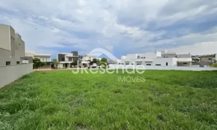 Terreno na Vila do Golf - Condomínio Terras de Florença - 486 m²
