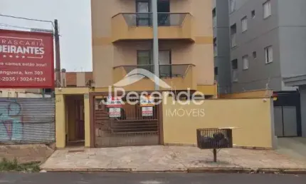 VENDA apto 1 dormitório, com armários, vaga de garagem, no melhor ponto do Jardim Irajá