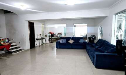 ALUGO EXCELENTE CASA PARA EMPRESAS NA BATISTA CAMPOS