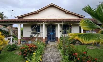 Casa com 3 quartos à venda na Rua Quinze, 60, Águas Lindas, Ananindeua