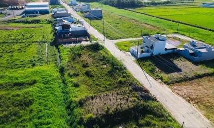 Terreno  para venda tem 200 metros quadrados Aceita financiamento Bairro  Rio do Meio - Itajaí - SC