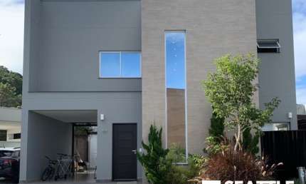 Casa para Venda em Condomínio Fechado em Balneário Camboriú - Santa Catarina.