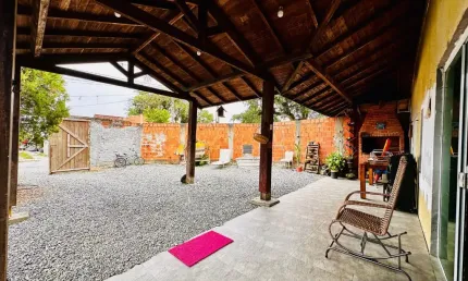 Casa com duas  Residências  para Venda terreno grande de esquina   no  Bairro Cidade Nova acesso individual