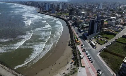 Casa para Venda lote com 288 metros quadrados com 2 quartos sendo 1 Suite Gravatá - Navegantes - SC