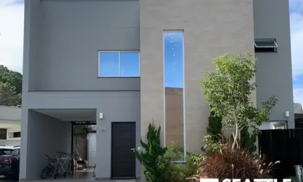 Casa para venda em condomínio fechado em balneário camboriú - santa catarina.