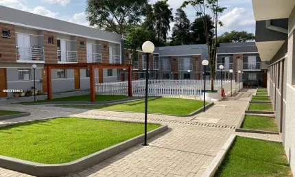 Sobrado para Venda em Franco da Rocha, Jardim dos Lagos, 2 dormitórios, 2 suítes, 1 banheiro, 1 vaga