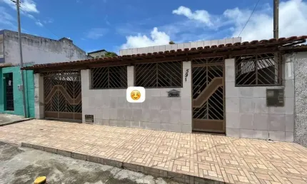 Casa com 5 quartos à venda na Bairro Industrial, 152, Industrial, Aracaju