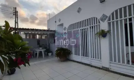 Casa com 5 quartos à venda na Rua Dr. José Roberto Ribeiro, 207, Grageru, Aracaju