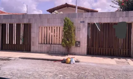 Casa com 3 quartos à venda na Rua Santa Paulina do Coração Agonizante de Jesus, 203, Aruana, Aracaju