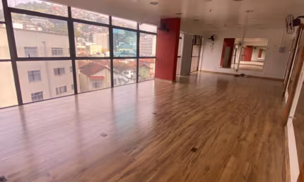Sala comercial com 1 sala à venda na Avenida Lúcio Meira, 350, Várzea, Teresópolis