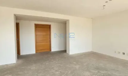 Vendo apartamento amplo com 4 suítes, 6 banheiros e uma linda banheira, Parque da Mooca, São Paulo,