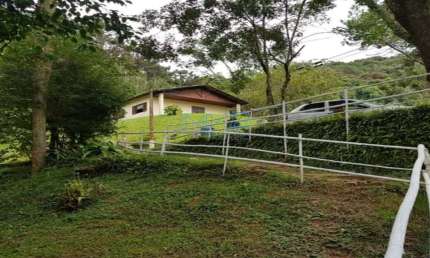 Venha conhecer o Sítio Nosso Cantinho em Itapecerica da Serra, SP