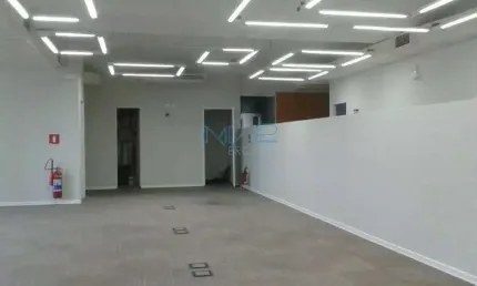 Este amplo e moderno andar corporativo esta disponível para venda e locação, cidade monções, são pa