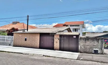 DUAS CASAS em 01 Endereço com Escritura - Pagani - Santa Catarina