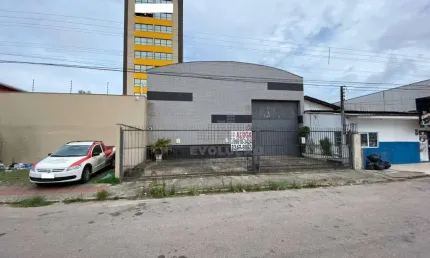Galpão de 450 m² ao lado Havan em Barreiros - São José/SC