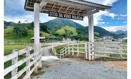 Chácara pertinho da Cidade - Santo Amaro da Imperatriz, Grande Florianópolis/SC.