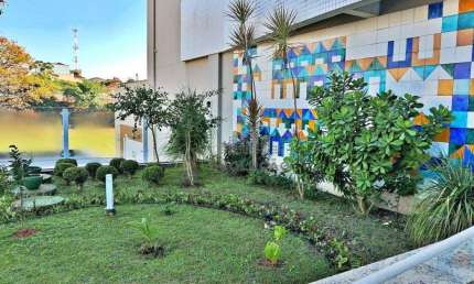 Lindo Apartamento, 3 dormitórios uma suíte imóvel semi-mobiliado  no Estreito Florianópolis
