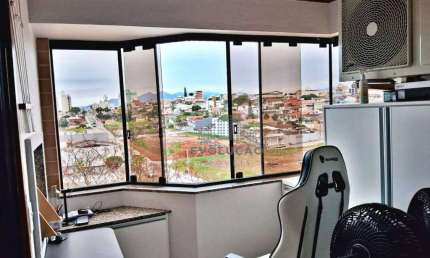 Apartamento de 03 Dorms com Suíte - Capoeiras Florianópolis SC