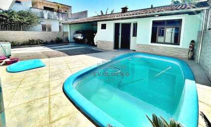 CASA 03 Quartos, 01 Suíte, Piscina - Flor de Nápolis - Santa Catarina