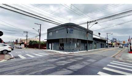 Prédio à venda Ótima Localização 448 m² por R$ 2.200.000 - Ipiranga - São José/SC