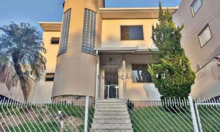 Casa de 02 Pavimentos, 03 Quartos com Suíte Master - Lisboa São José SC
