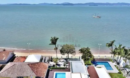 Maravilhosa Casa com 400 m² Frente Mar em São Miguel Biguaçu SC