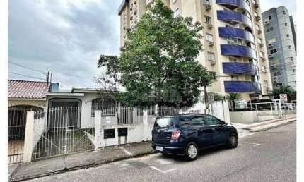 Terreno à venda, 390 m² por R$ 3.000.000,00 - Campinas - São José/SC