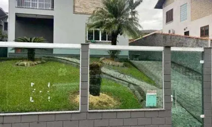 Casa com 3 dormitórios à venda, 150 m² por R$ 650.000,00 - Centro - Santo Amaro da Imperatriz/SC