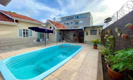 Casa 04 Dorms, 04 Banheiros e 07 Vagas - Praia dos Ingleses Florianópolis Brasil
