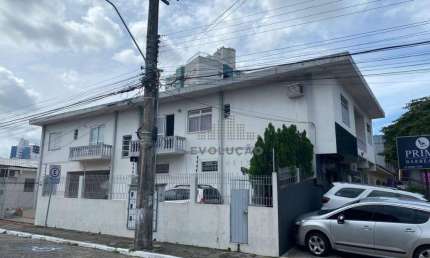 Casa com 3 dormitórios à venda, 450 m² por R$ 3.156.000,00 - Campinas - São José/SC