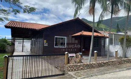 Casa com 3 dormitórios à venda - Praia de Fora - Palhoça/SC