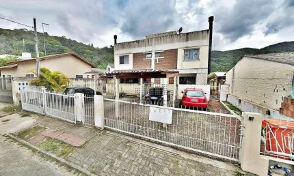 DUPLEX 2 Quartos, 1 Vaga, Churrasqueira - São Sebastião - Santa Catarina