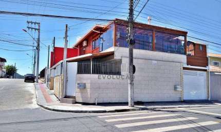 CASA 5 Quartos, 2 Vagas, Sacada - Forquilhas - Santa Catarina