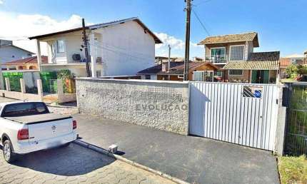 CASA 3 Quartos, 1 Suíte, Piscina - Aririú - Santa Catarina