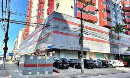 Sala para alugar, 45 m² por R$ 2.340,00/mês - Campinas - São José/SC