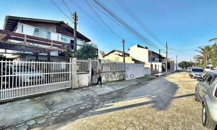 Casa à venda, 250 m² por R$ 990.000,00 - Praia de Fora - Palhoça/SC